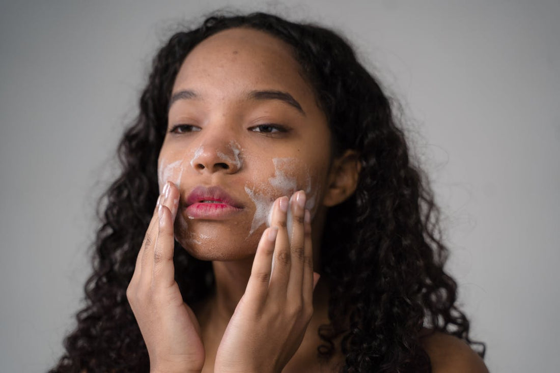 Teenage Glow-Up: Natural Beauty Habits for Healthy Skin